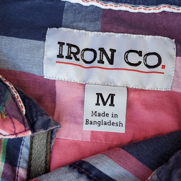 Button-down pink and blue plaid long sleeves size medium - Picture 9 of 10